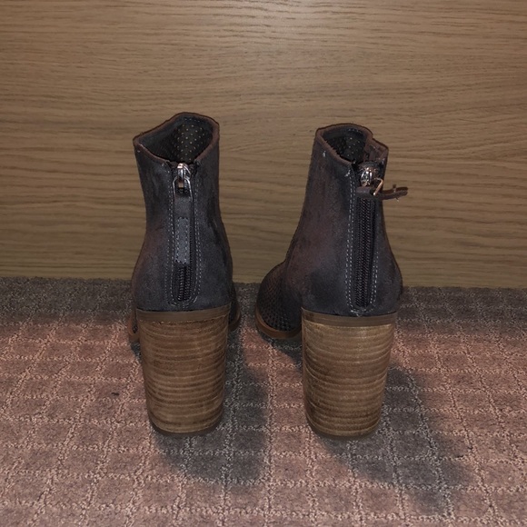 Madden Girl Booties size 8! - Picture 4 of 6